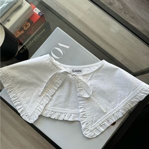 Ganni Collar